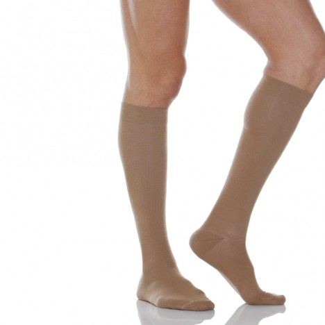 Компресивни чорапи унисекс до коляното 140 DEN (18-22 mmHg) RelaxSan® Cotton Socks 820,  телесен цвят